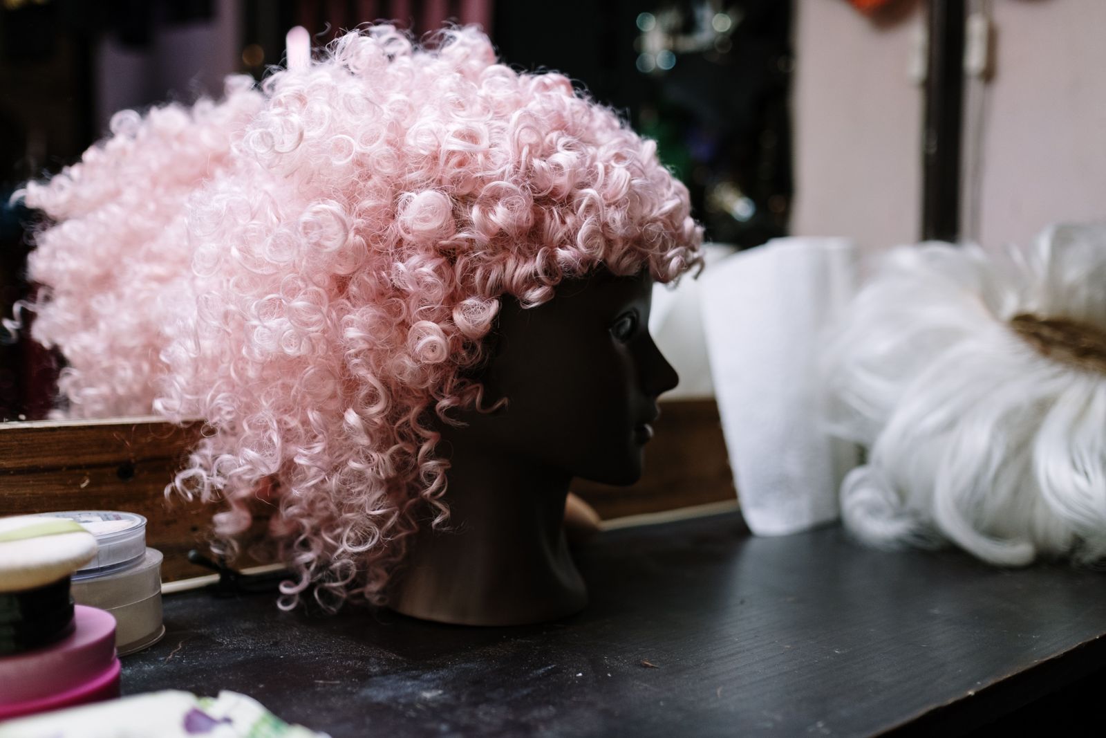 WIG STYLING